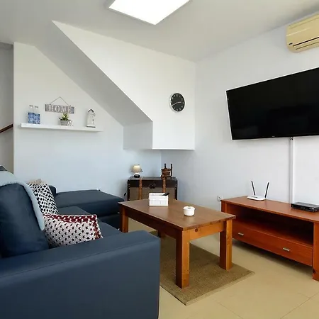 Terraced House - Ace02030-iyb